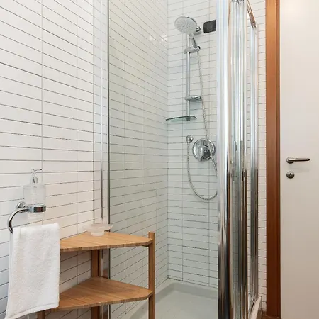 דירה Nest Of Elegance - 5 Minuti Dalla Stazione -