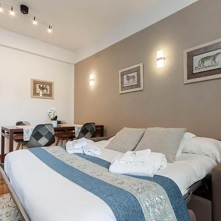 Appartamento Nest Of Elegance - 5 Minuti Dalla Stazione -