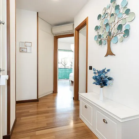 Appartamento Nest Of Elegance - 5 Minuti Dalla Stazione - *